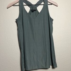 BANANA REPUBLIC SLEEVELESS TOPS